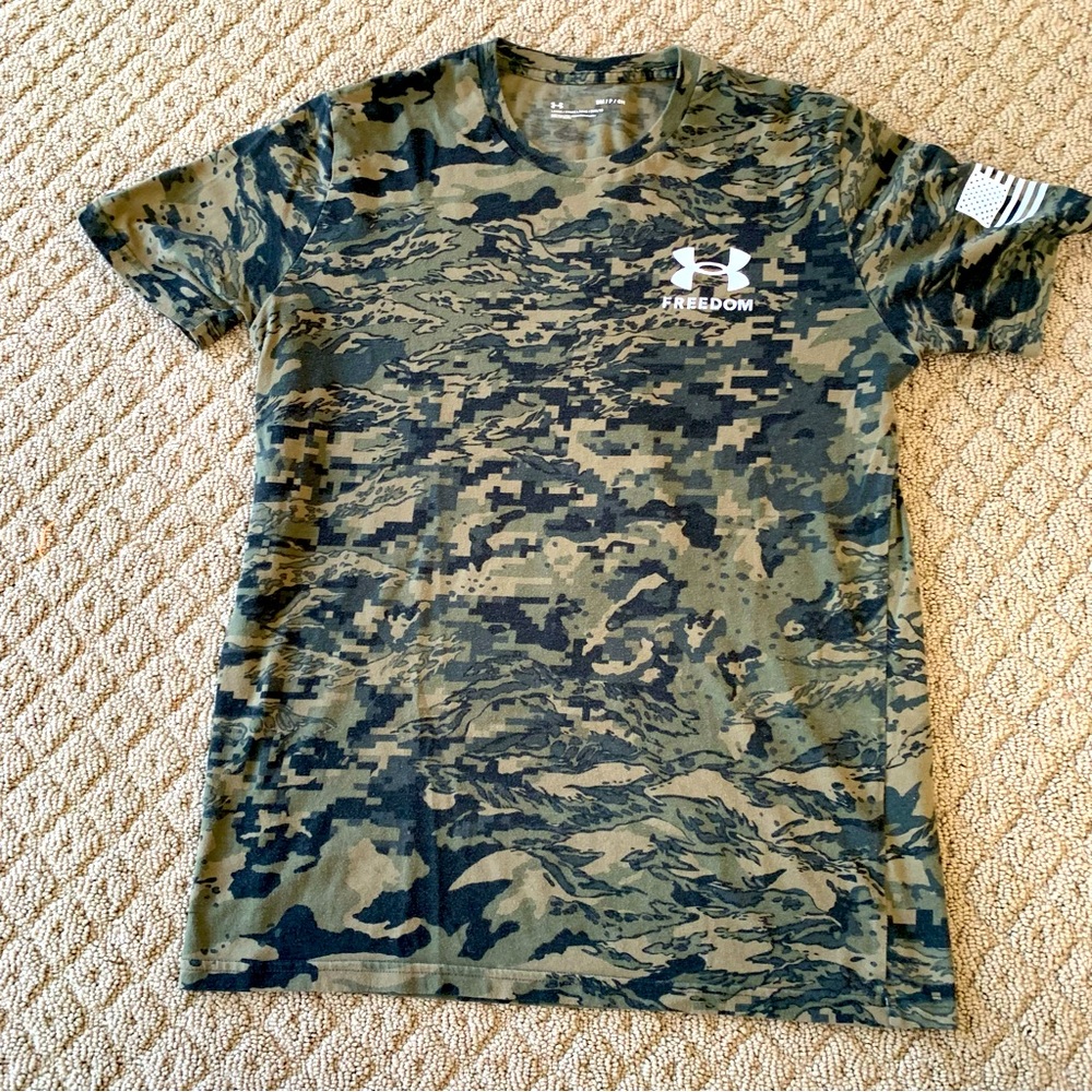 Under armor tee